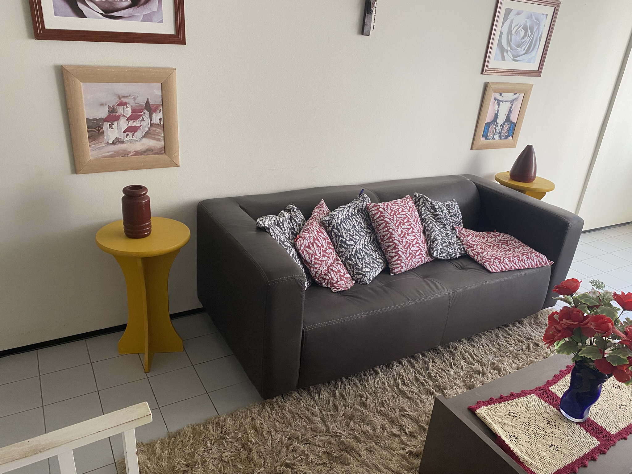 Sofá de Couro Marrom - Código PRD-001